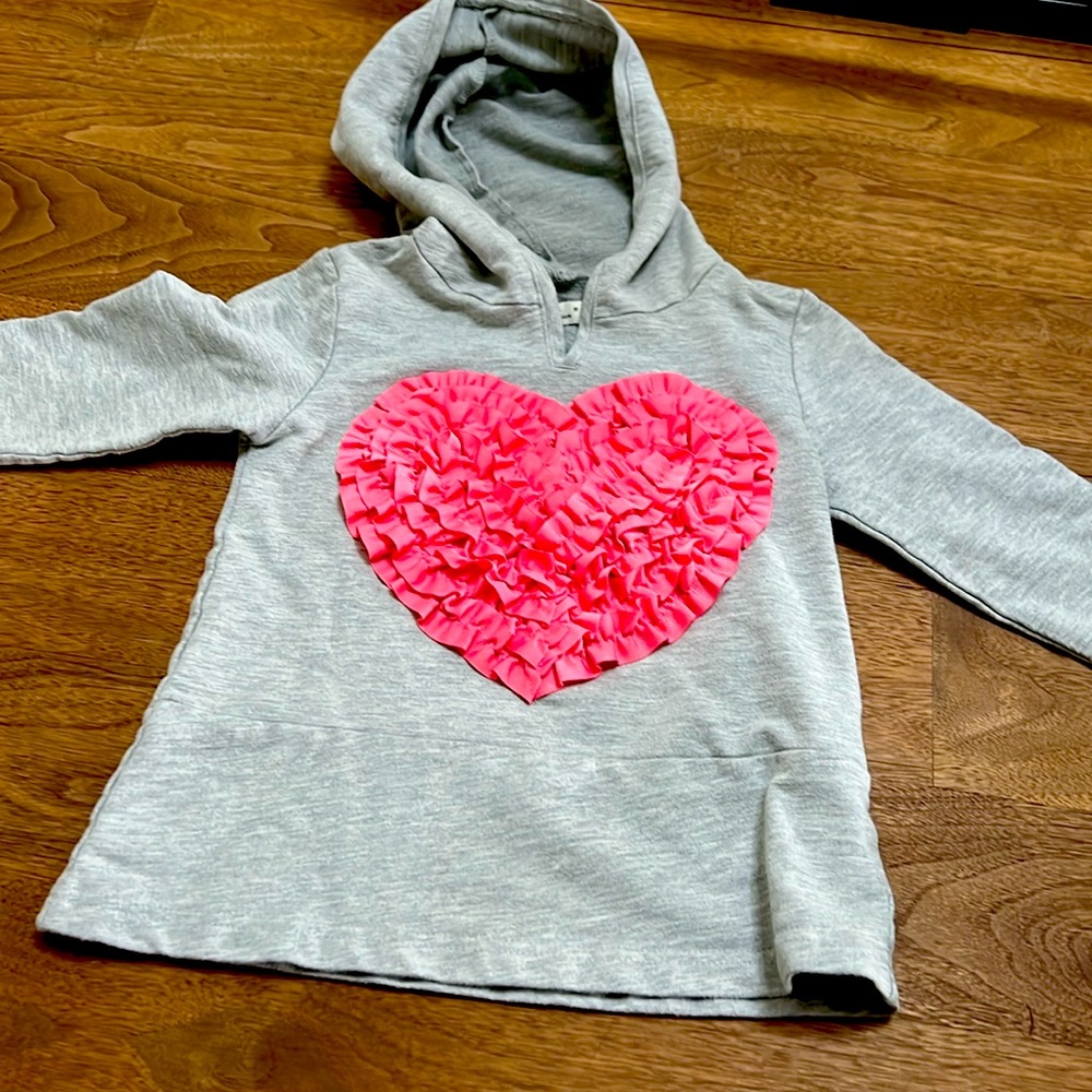 Adorable light hoodie with decorative Ribbon heart
